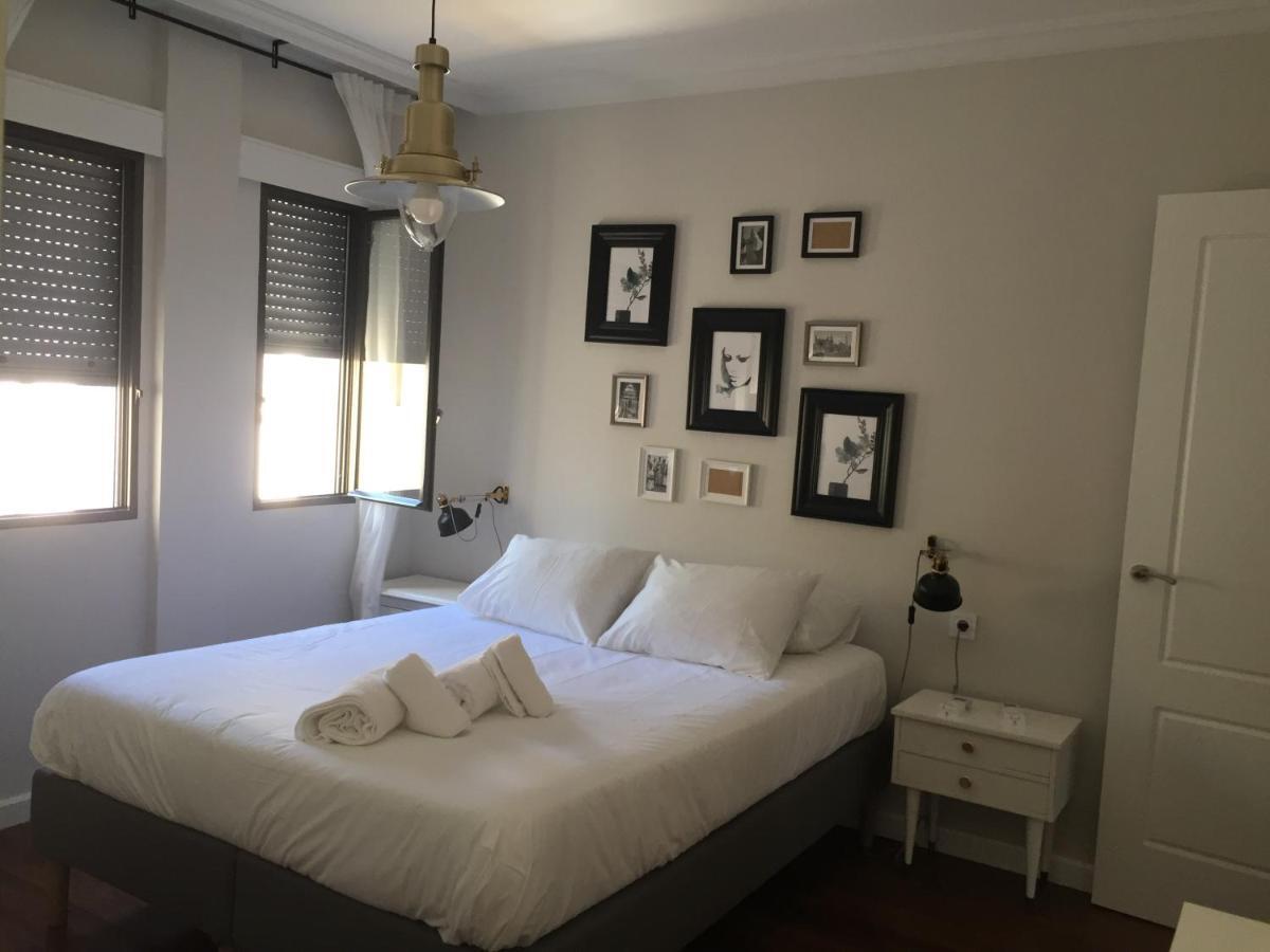 Apartamento Triana Center Sevilla Zewnętrze zdjęcie